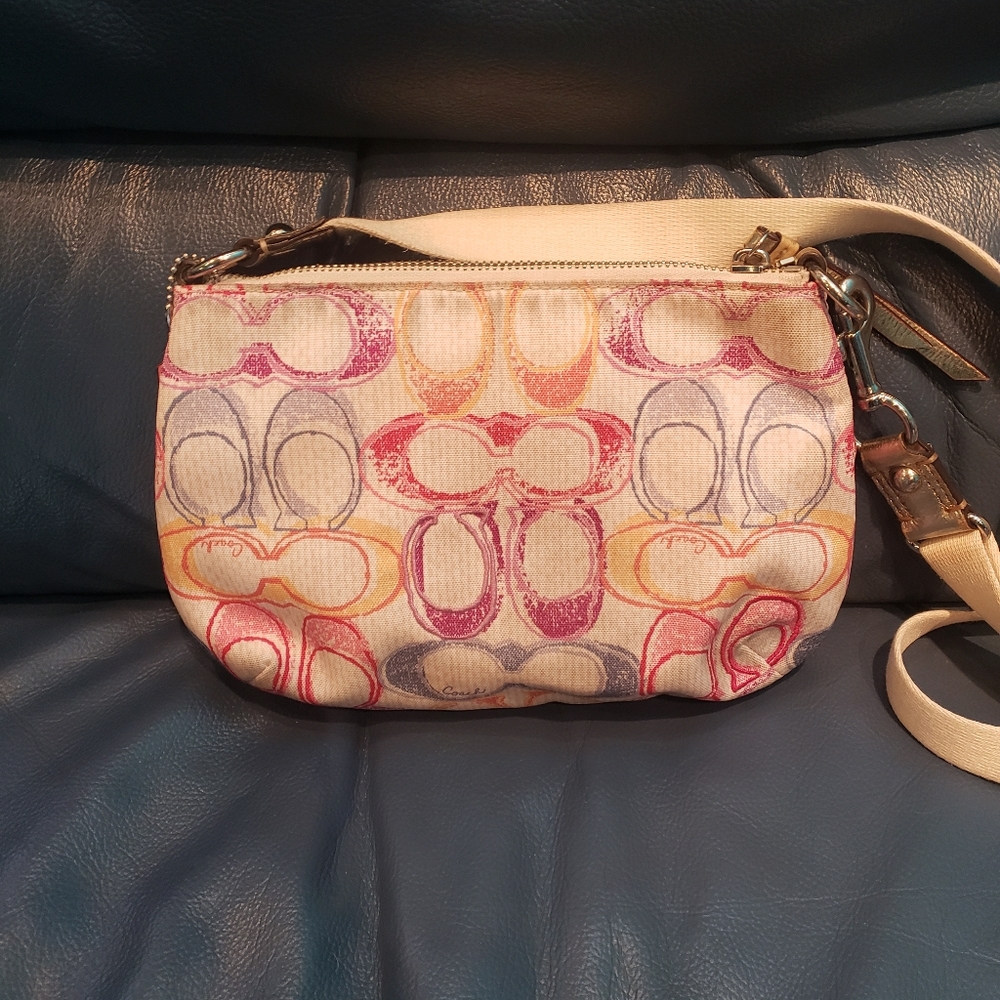 Coach Authenticate crossbody purse! - Picture 2 of 6